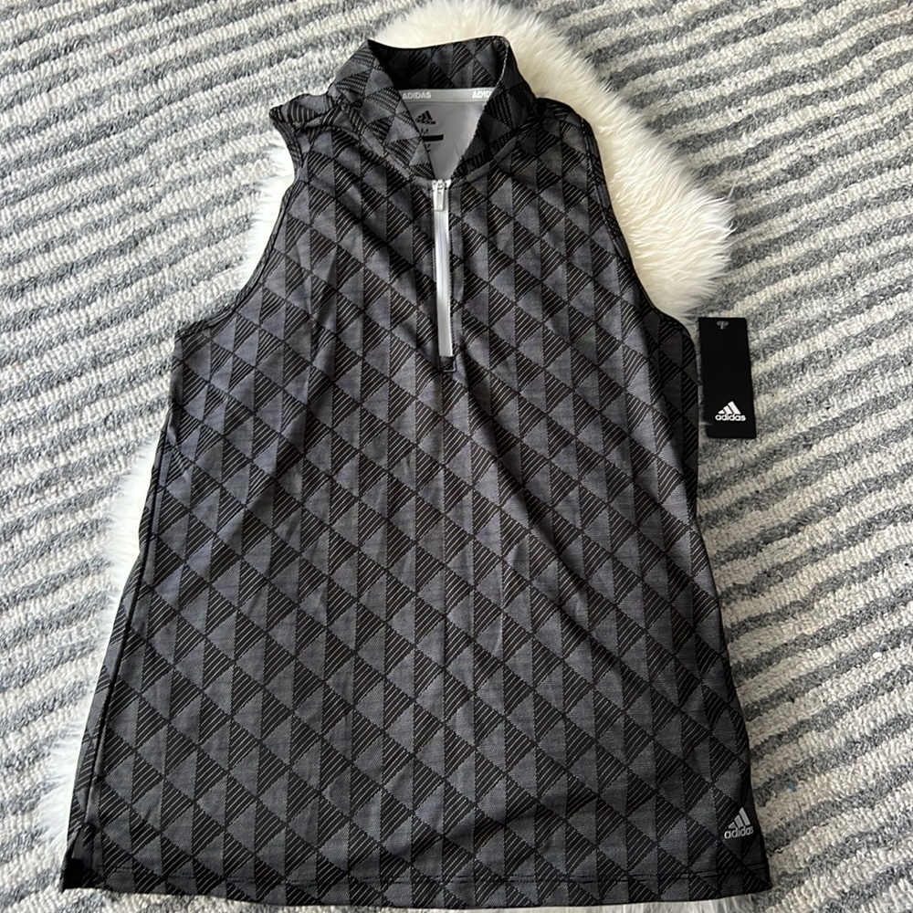 NWT Nike Golf Women's Dri-FIT Sleevles Shirt